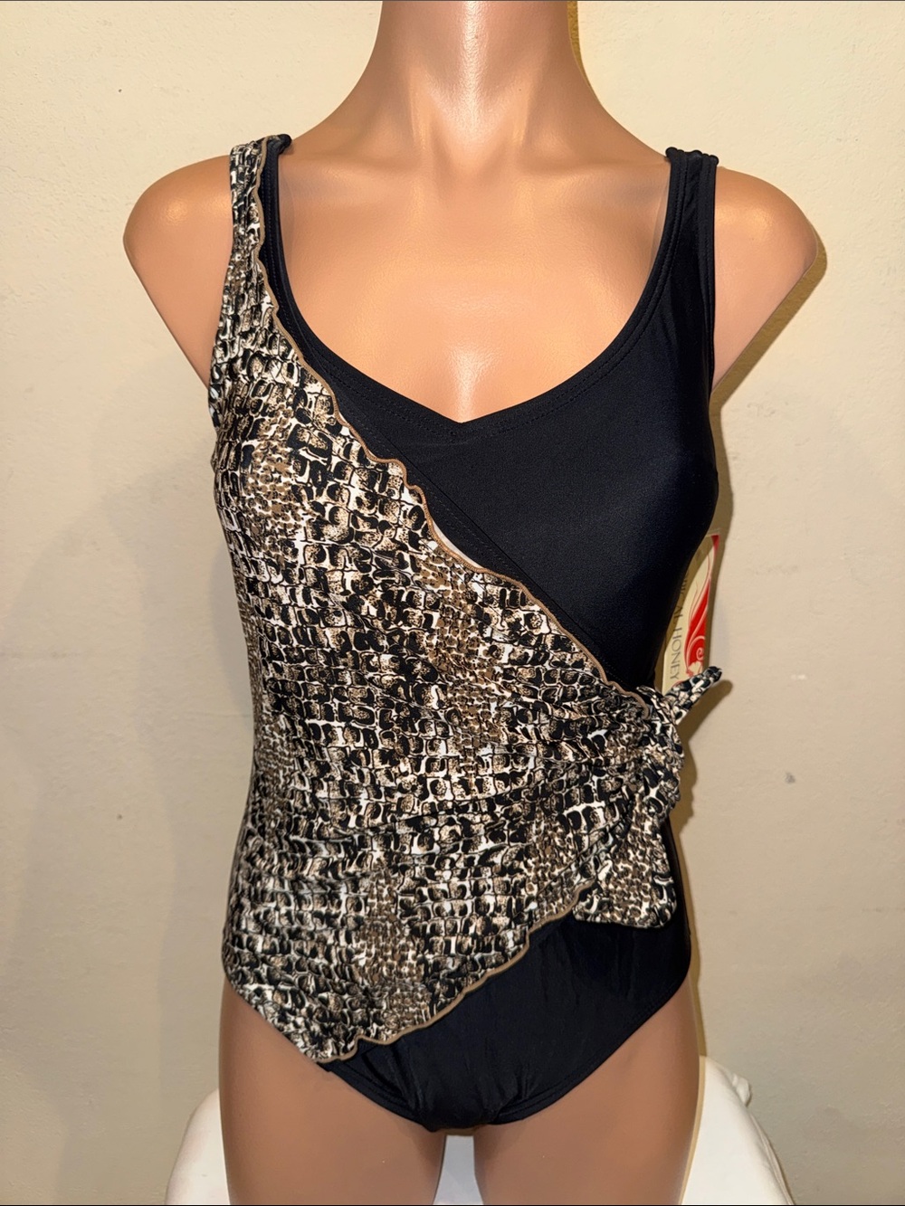 NWT Tropical Honey one piece swimsuit size 8